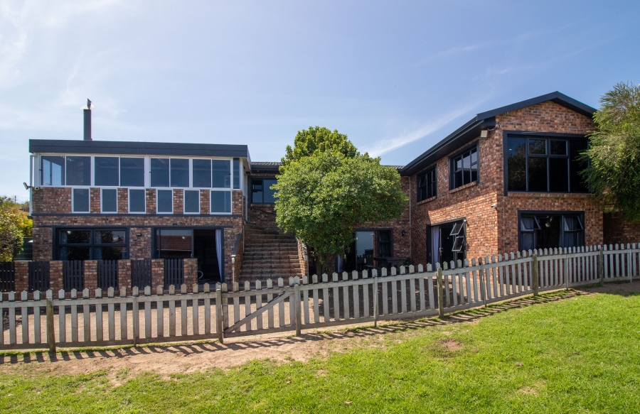 6 Bedroom Property for Sale in Forest Downs Eastern Cape